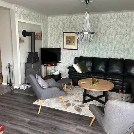 Center * Sogndalsstrand