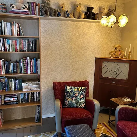 Center Apartment Sogndalsstrand