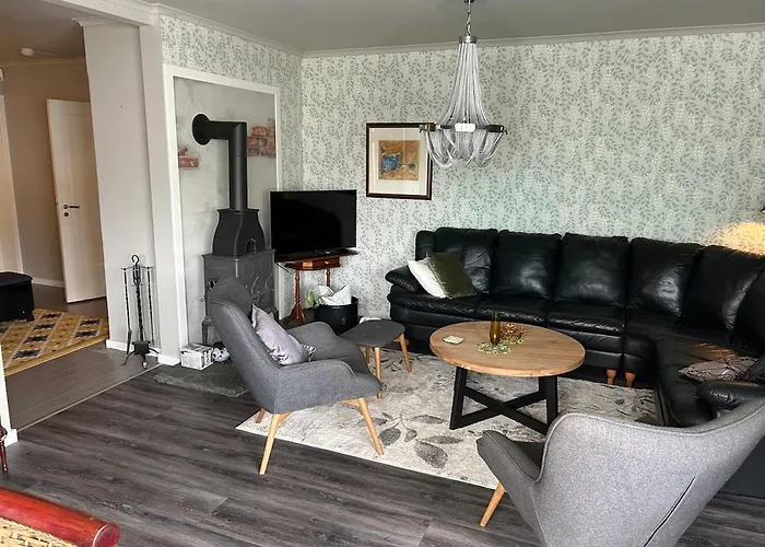 Center * Sogndalsstrand